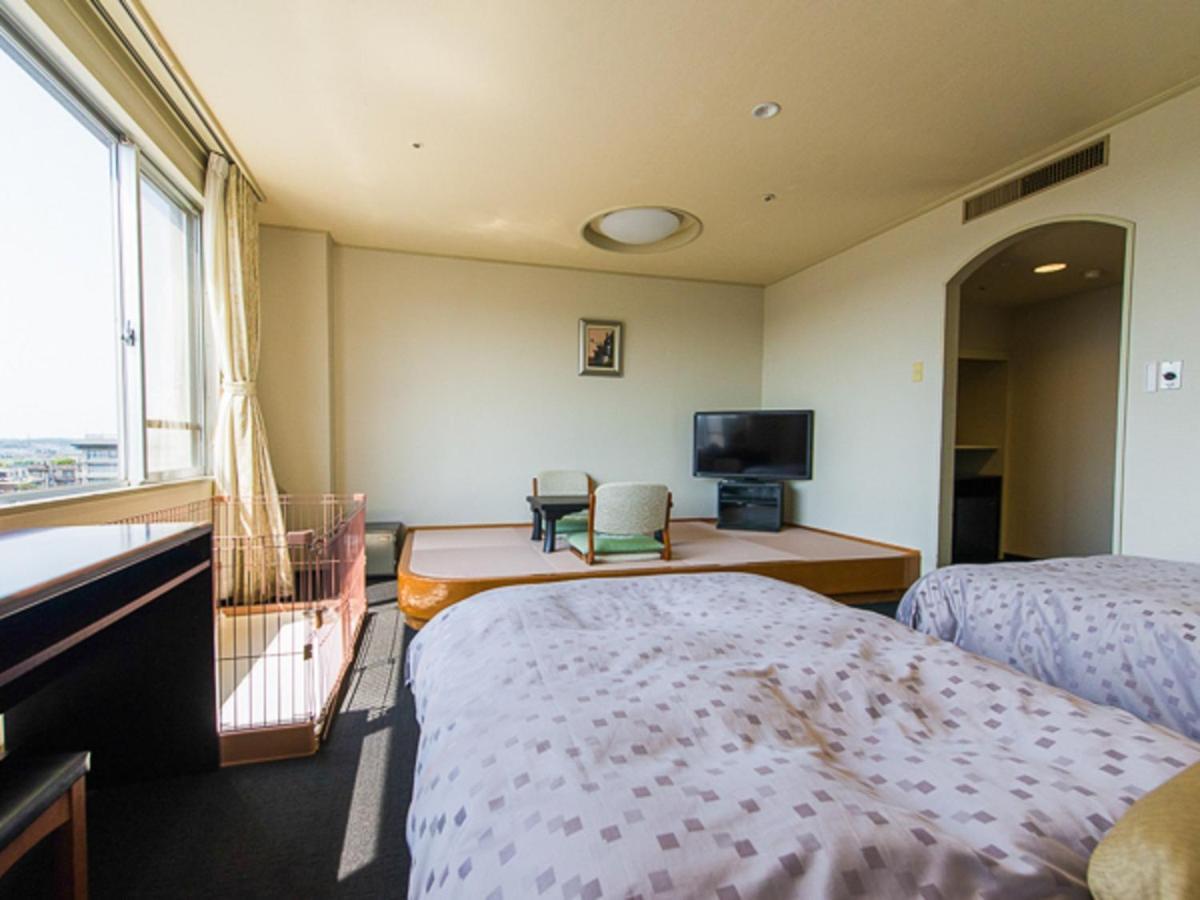 Livemax Resort Kaga Yamashiro Bagian luar foto